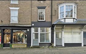 Dorchester Town Centre Entire Apartment